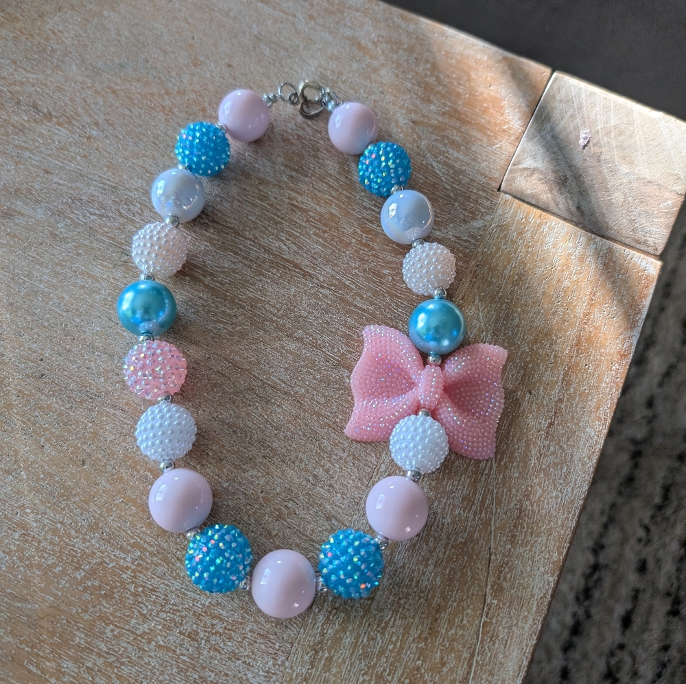 Girls bubblegum bead necklace